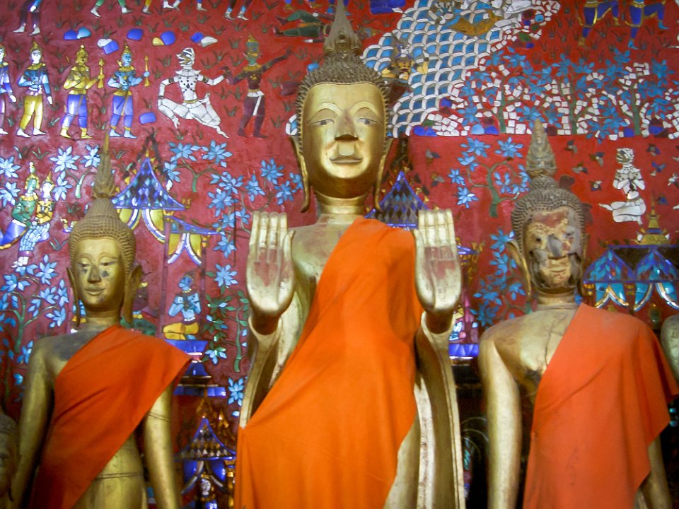 Buddha sculpture